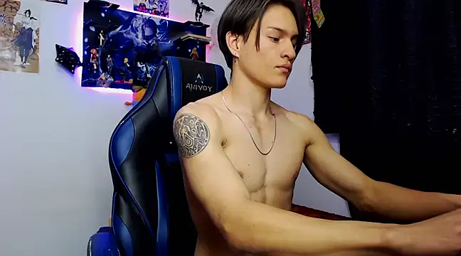 Snapshot of sr_jaeger chatting on March 2025 08:15:02 PM sr jaeger online show from March 2025 08:15:02 PM