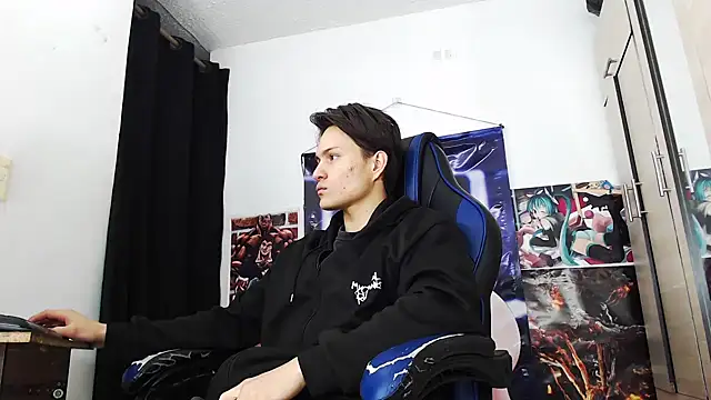 Snapshot of sr_jaeger chatting on November 2025 12:49:01 PM sr jaeger online show from November 2025 12:49:01 PM