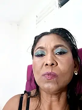 tiffany Bitch online show from January 2026 11:30:01 PM