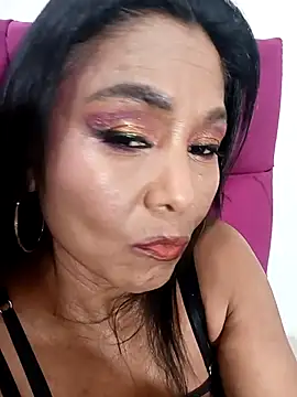 tiffany Bitch online show from March 2026 11:53:01 PM