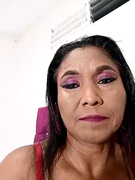 tiffany Bitch online show from February 2026 01:05:02 AM