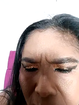 tiffany Bitch online show from November 2025 10:13:02 PM