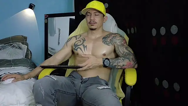 Alex motta online show from April 2026 03:32:02 AM