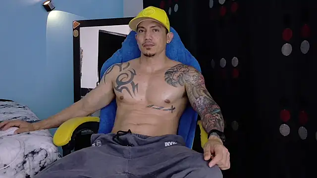 Alex motta online show from February 2026 03:25:01 AM