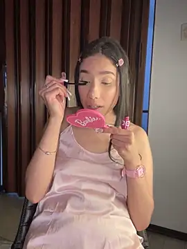 Praga Pink online show from October 2025 04:24:02 AM
