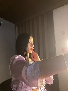 Praga Pink online show from February 2026 02:01:02 AM