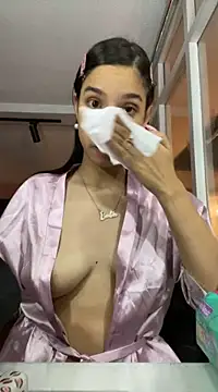 Praga Pink online show from January 2025 12:52:02 AM