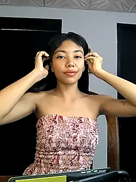 lianisrose online show from September 2025 10:16:02 PM