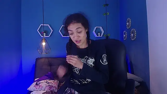 Aurora ath online show from February 2026 02:21:01 AM