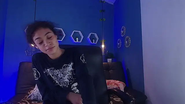 Aurora ath online show from February 2026 02:32:01 AM