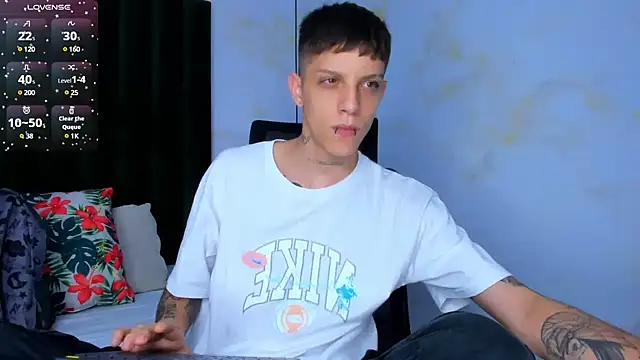 Snapshot of Adam_hard_ chatting on February 2025 07:42:01 PM Adam hard online show from February 2025 07:42:01 PM