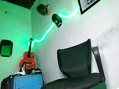 628-andrew online show from December 2025 11:51:01 PM