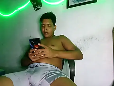 628-andrew online show from December 2025 12:01:02 AM