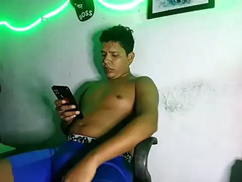 628-andrew online show from November 2025 08:31:01 PM