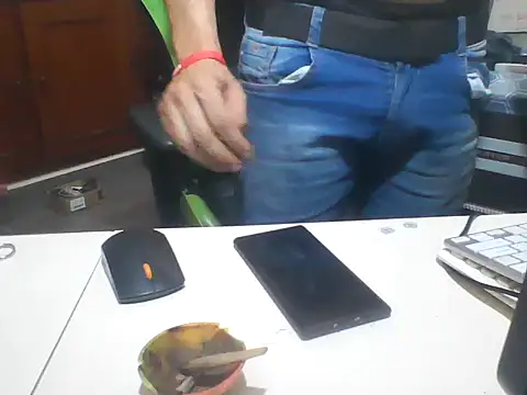 SOLESFETISHBR online show from October 2025 11:47:01 PM