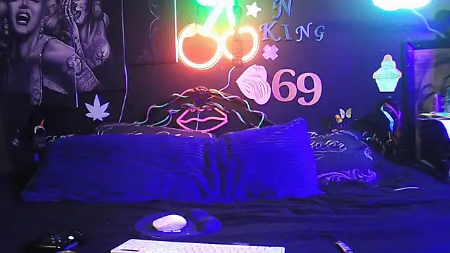 kjs daddy123 online show from February 2026 11:43:02 AM