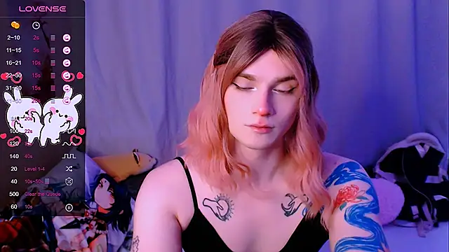 Snapshot of Alice_Hells chatting on December 2025 08:26:01 AM Alice Hells online show from December 2025 08:26:01 AM