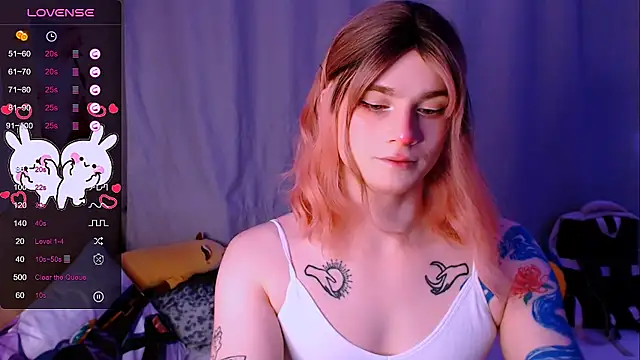 Snapshot of Alice_Hells chatting on November 2025 05:47:02 AM Alice Hells online show from November 2025 05:47:02 AM