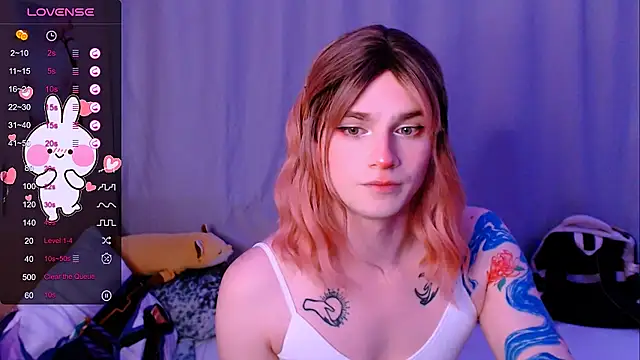 Alice Hells online show from February 2026 06:57:02 AM