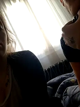 Snapshot of greekcouple chatting on March 2025 04:51:02 PM greekcouple online show from March 2025 04:51:02 PM