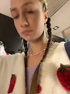 Lia  Love online show from March 2025 12:14:02 PM