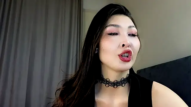 honey yani online show from May 2026 11:25:01 PM