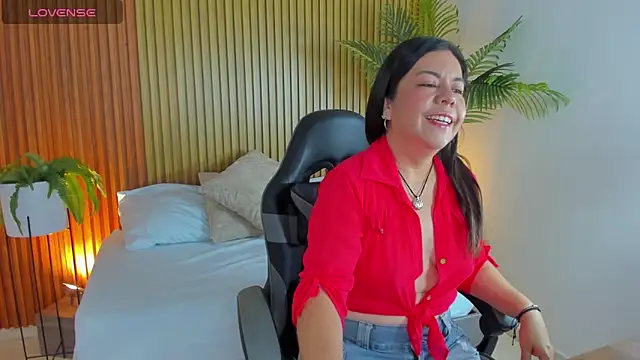 Snapshot of nahia_13 chatting on November 2025 12:21:01 PM nahia 13 online show from November 2025 12:21:01 PM