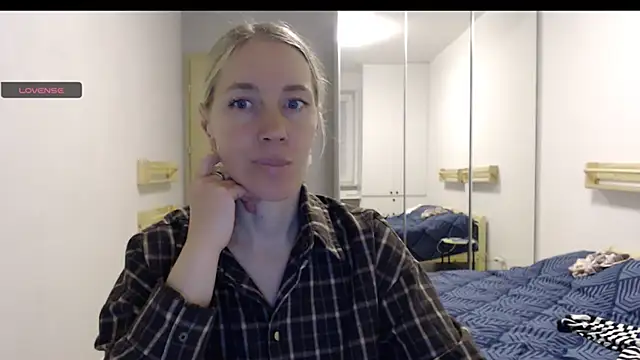 Pepper mur online show from October 2025 05:35:02 PM