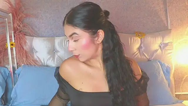 GABYTAYLOR  online show from April 2026 01:59:01 PM