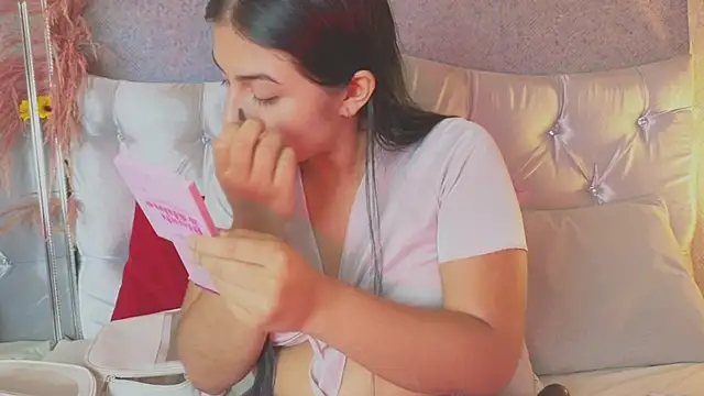 GABYTAYLOR  online show from March 2026 03:57:02 PM