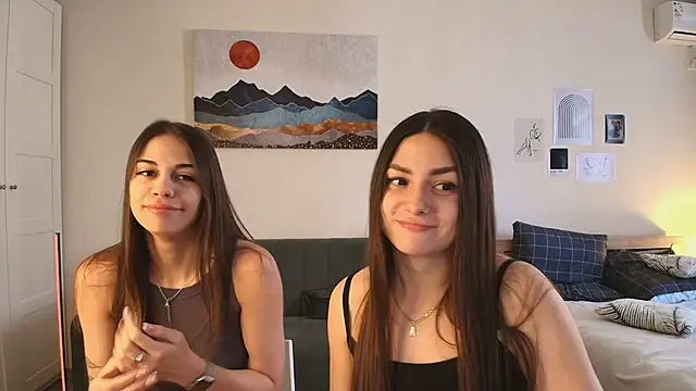 Snapshot of ShySonya chatting on March 2026 07:24:01 AM ShySonya online show from March 2026 07:24:01 AM