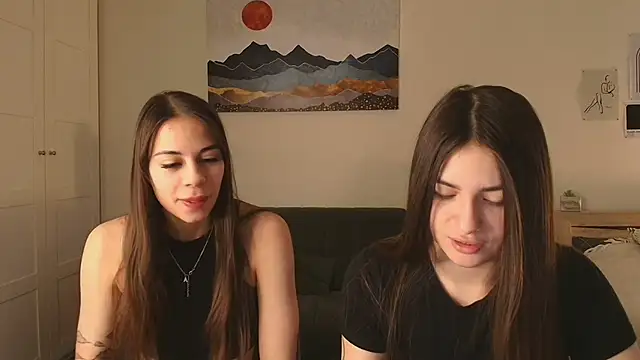 Snapshot of ShySonya chatting on April 2026 05:14:01 AM ShySonya online show from April 2026 05:14:01 AM