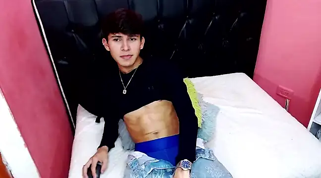 Snapshot of will_star_x chatting on December 2024 08:17:01 PM will star x online show from December 2024 08:17:01 PM