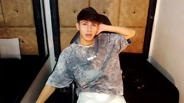 Snapshot of will_star_x chatting on September 2025 01:54:01 PM will star x online show from September 2025 01:54:01 PM