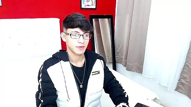 Snapshot of will_star_x chatting on February 2025 03:50:01 AM will star x online show from February 2025 03:50:01 AM