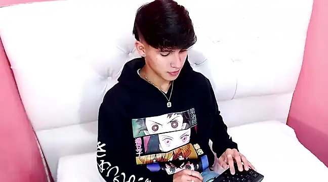 Snapshot of will_star_x chatting on January 2025 09:04:02 PM will star x online show from January 2025 09:04:02 PM