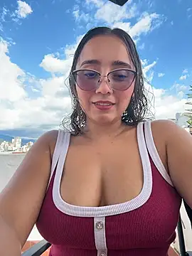 Snapshot of Kay_LustyWife chatting on June 2026 08:25:02 PM Kay LustyWife online show from June 2026 08:25:02 PM
