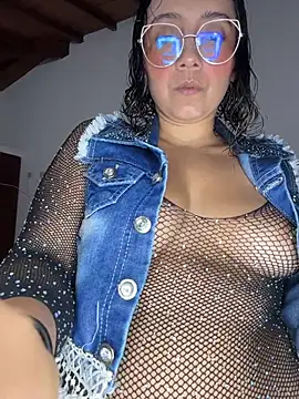 Kay LustyWife online show from March 2026 12:33:01 AM