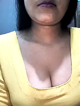 Snapshot of NEETU-89 chatting on October 2025 03:26:01 AM NEETU-89 online show from October 2025 03:26:01 AM