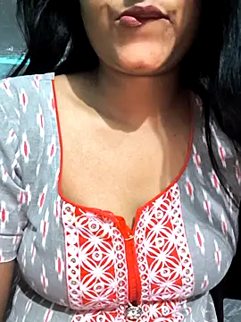 NEETU-89 online show from November 2025 04:44:02 PM