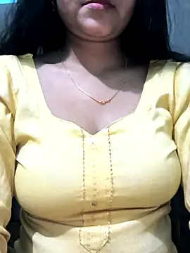 Snapshot of NEETU-89 chatting on March 2025 04:28:02 PM NEETU-89 online show from March 2025 04:28:02 PM
