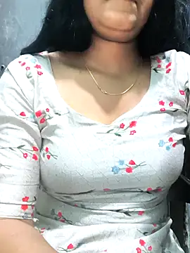 Snapshot of NEETU-89 chatting on February 2025 05:52:01 AM NEETU-89 online show from February 2025 05:52:01 AM