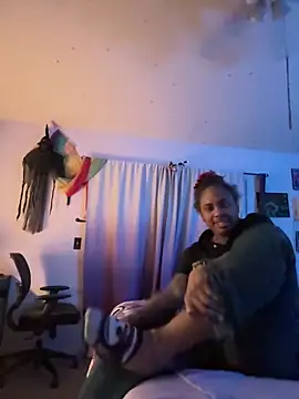 LoveInTransition online show from February 2025 02:25:02 AM