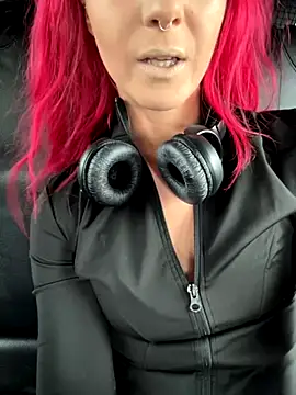 SweetSolez online show from October 2025 11:11:01 AM