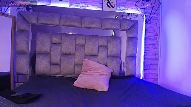 Emily morgan04 online show from October 2025 12:06:01 PM