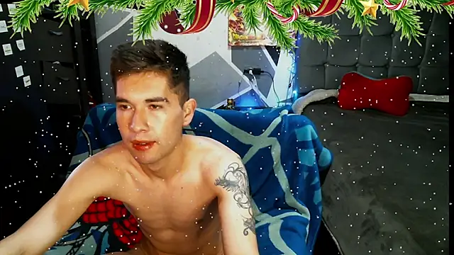 samael1107 online show from December 2024 05:42:01 PM