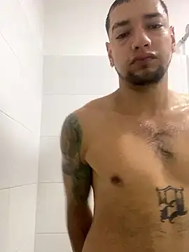 Snapshot of MrSoulMommy chatting on December 2024 06:13:01 PM MrSoulMommy online show from December 2024 06:13:01 PM