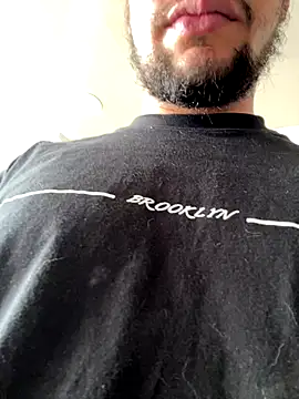 Snapshot of MrSoulMommy chatting on October 2025 03:44:01 PM MrSoulMommy online show from October 2025 03:44:01 PM