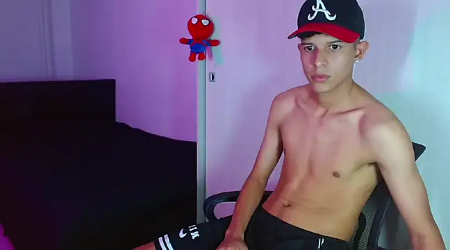 LiamGadiell online show from February 2025 01:52:02 AM