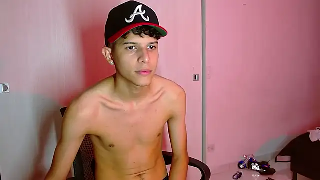 LiamGadiell online show from March 2025 02:21:01 AM